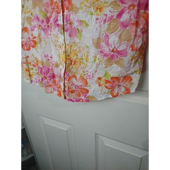 Alfred Dunner V Neck Floral Semi Sheer Slit Cuff Sleeve. 10P - Picture 6 of 9